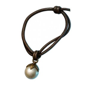 White Pearl Pendant, an item in Vireldan Idle
